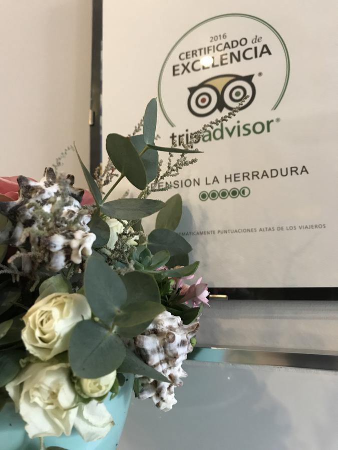 Pension La Herradura Bagian luar foto
