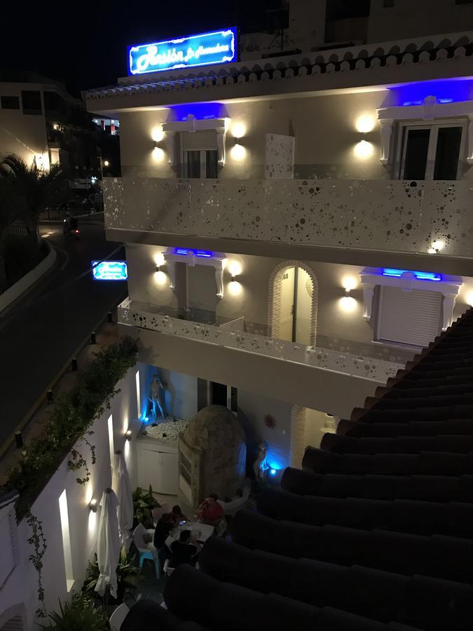 Pension La Herradura Bagian luar foto